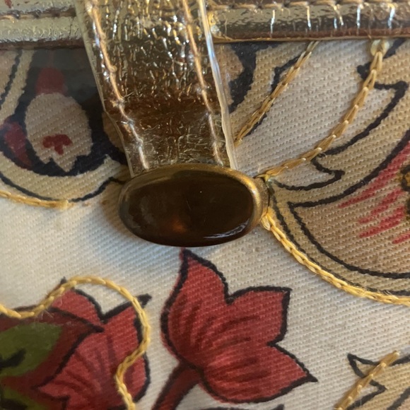 Vintage floral tote - Picture 8 of 16